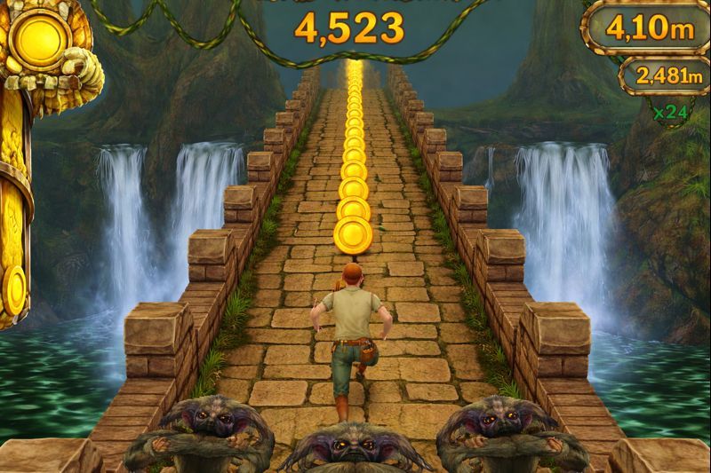 Screenshot-artige Szene aus Temple Run: Spielfigur läuft auf einem alten Steg durch den Dschungel.